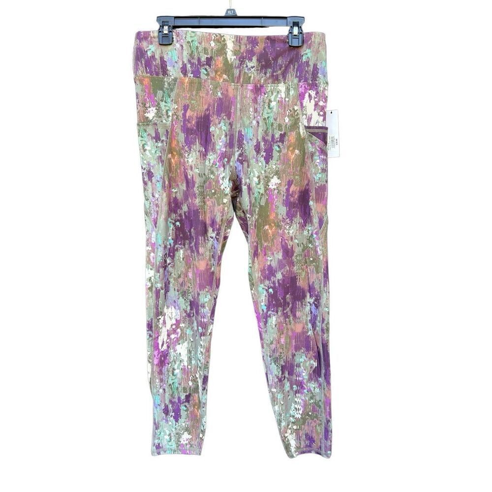Tahari Sport Women’s Camouflage Double Cell Pocket Athletic Leggings. Size Large